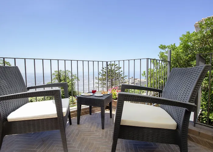 Camere Di Ulisse Erice
